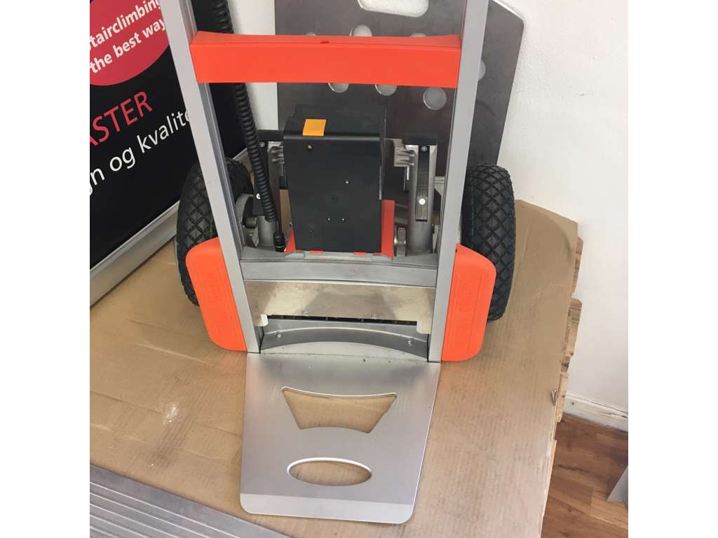 Cargo Master C120S